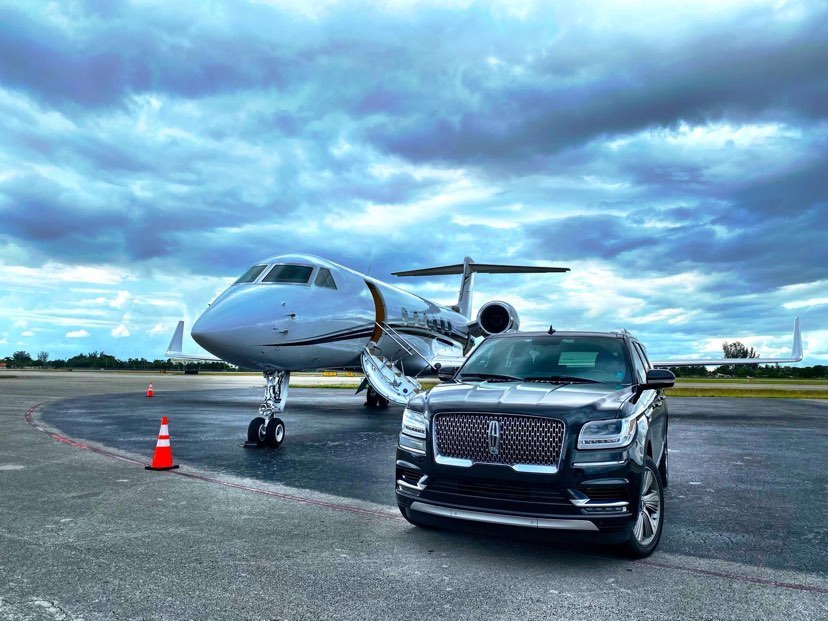 luxury chauffeur service in Miami 